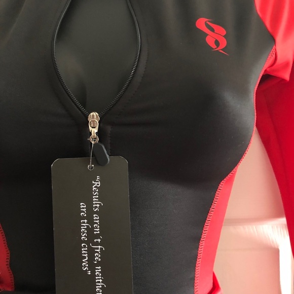 ALY Scuba Suit - Picture 10 of 12